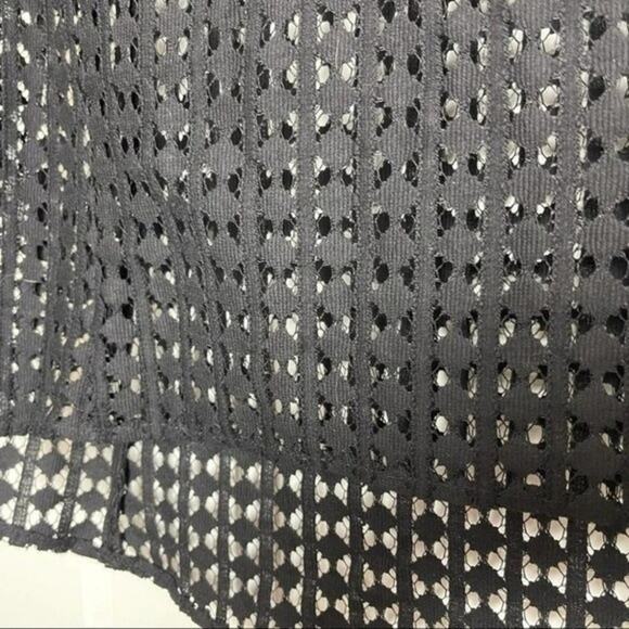 VMT LA Black Luxe crochet top, Career, 
Capsule, Minimalist, Cocktails, 2 - Picture 4 of 7